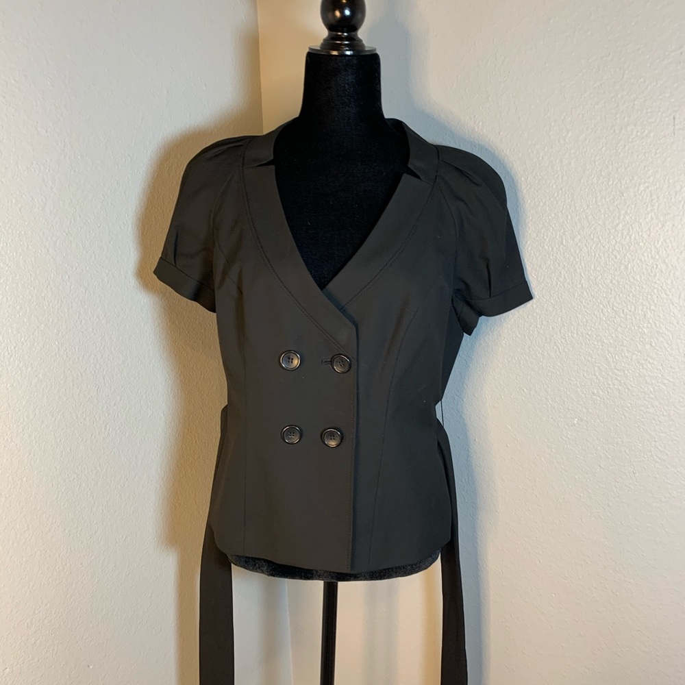 NWOT Black Short shelves jacket with belt M